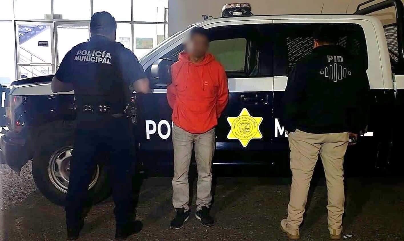 Su actitud lo delató | Policía detecta a hombre con orden de aprehensión en Bolaños