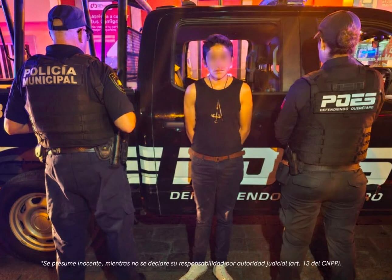 Traía un arma | Mujer es detenida en el Centro Histórico de Querétaro