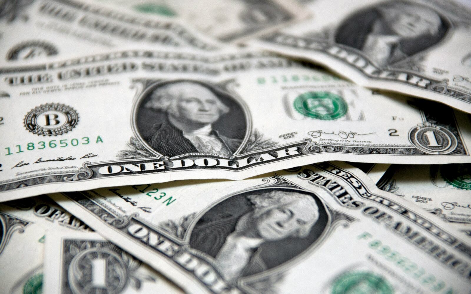 dolares